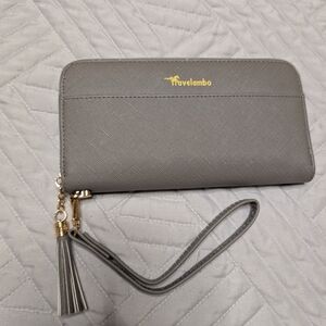 Travelambo Gray Zip-Around Wristlet Wallet